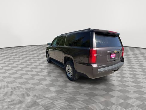 Used 2015 Chevrolet Suburban LT w/ Luxury Package AWD/4WD image 6