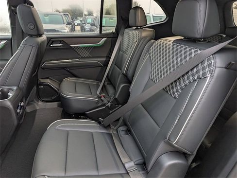 New 2026 GMC Acadia Denali w/ Super Cruise Package image 20