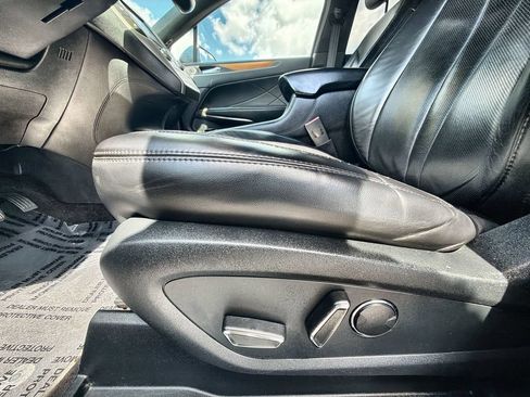 Used 2017 Lincoln MKC Reserve AWD/4WD image 14