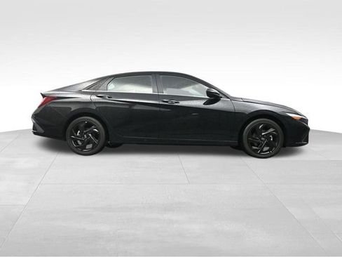New 2026 Hyundai Elantra SEL Sport Premium FWD image 37