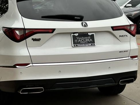 Certified 2023 Acura MDX SH-AWD w/ Technology Package image 7