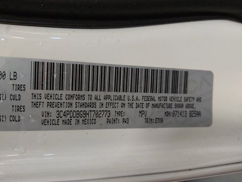 Used 2017 Dodge Journey SXT w/ Comfort/Convenience Group image 33