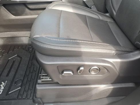 Used 2026 GMC Sierra 1500 Denali AWD/4WD image 16