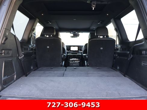 Used 2022 Jeep Wagoneer Series III w/ Premium Group I AWD/4WD image 22
