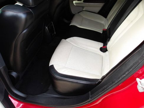 Used 2015 Dodge Charger R/T w/ Plus Group image 21