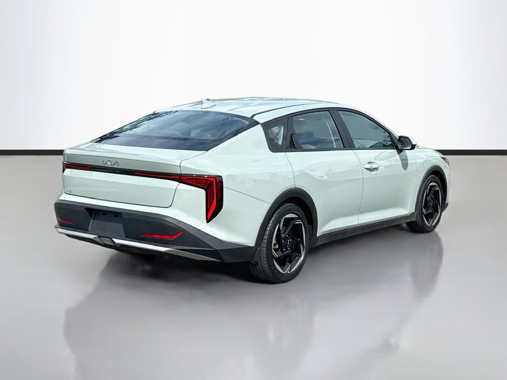 Used 2025 Kia K4 EX FWD image 7