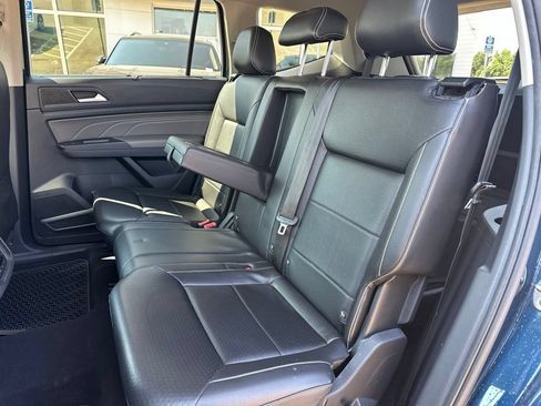 Used 2021 Volkswagen Atlas SE FWD image 16