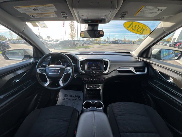 Used 2024 GMC Terrain SLE w/ Driver Convenience Package AWD/4WD image 19
