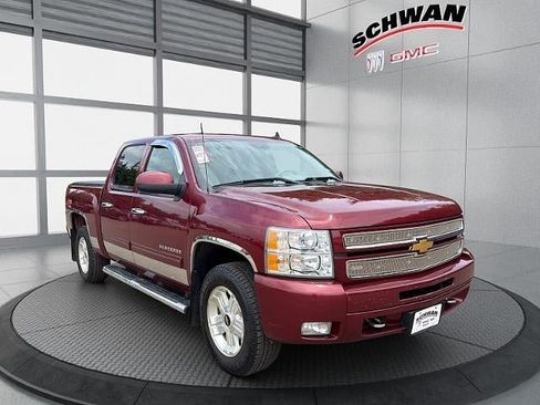 Used 2013 Chevrolet Silverado 1500 LT w/ All-Star Edition AWD/4WD image 2