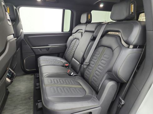 Used 2025 Rivian R1S Adventure AWD/4WD image 15