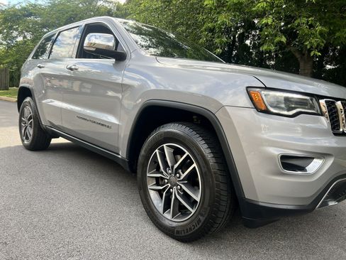 Used 2019 Jeep Grand Cherokee Limited w/ Luxury Group II AWD/4WD image 58