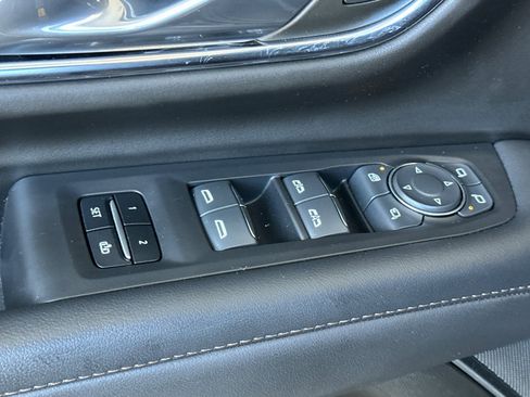 Used 2024 Chevrolet Tahoe High Country w/ Premium Package image 12