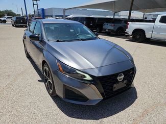 Used 2024 Nissan Altima 2.5 SR FWD video 2