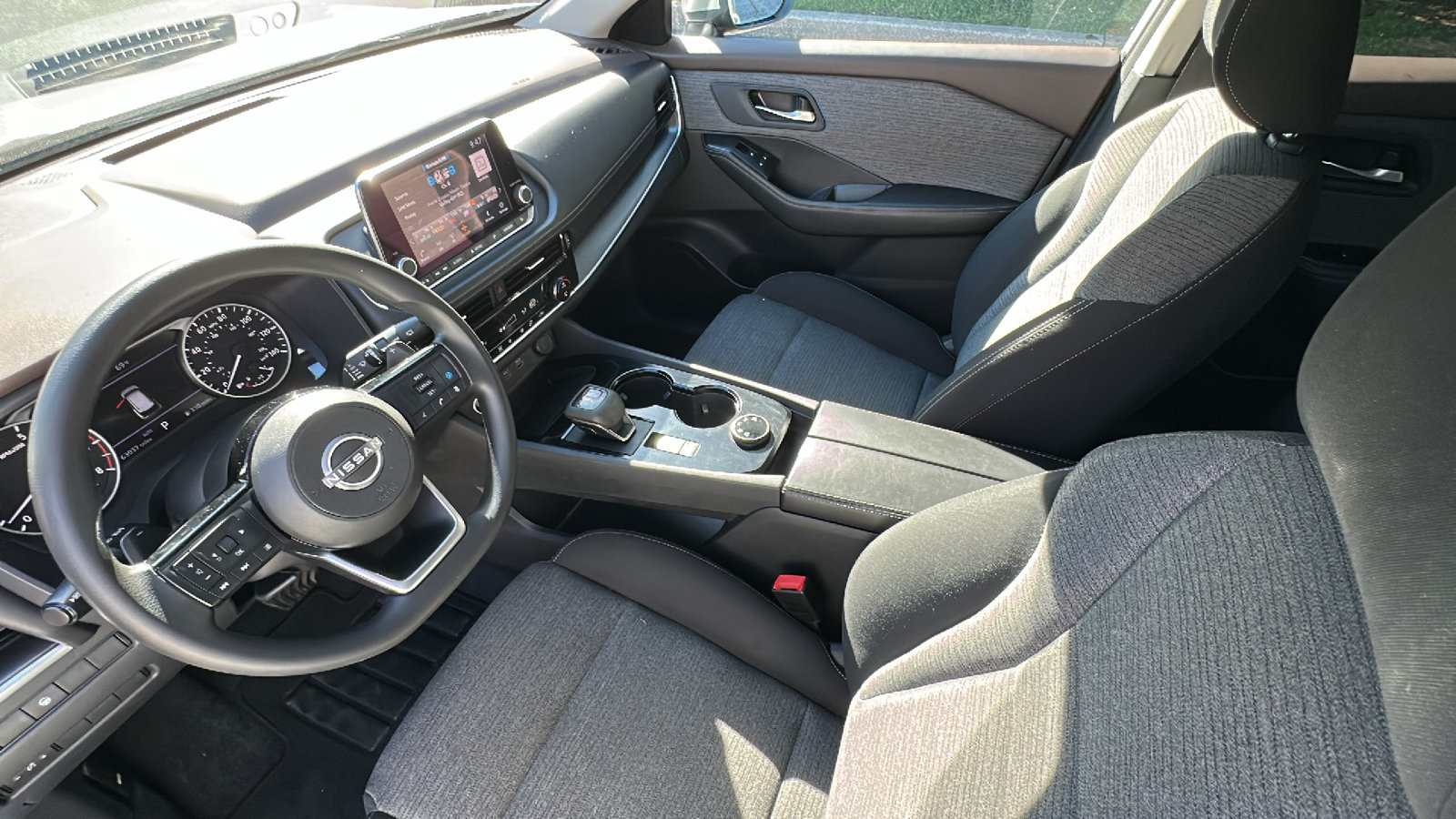 Certified 2022 Nissan Rogue SV AWD/4WD image 20