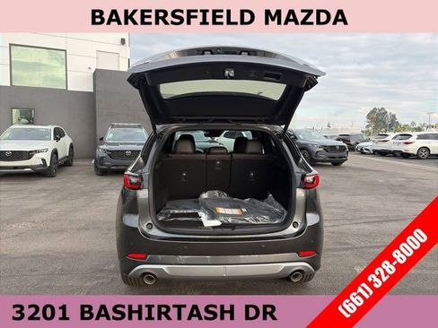 New 2025 MAZDA CX-5 Signature image 11