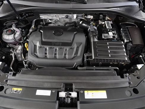 Used 2022 Volkswagen Tiguan SE image 25