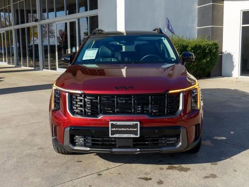 Certified 2025 Kia Sorento SX image 2