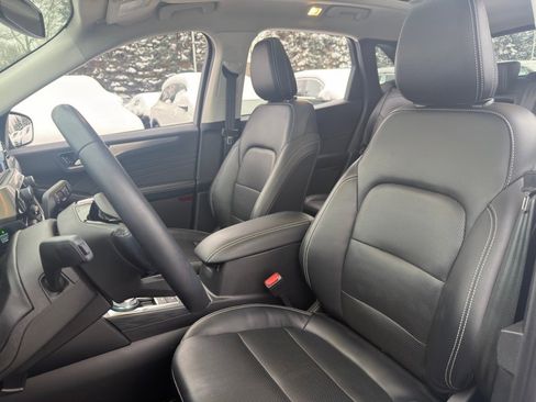 Used 2022 Ford Escape Titanium w/ Class II Trailer Tow Package image 22