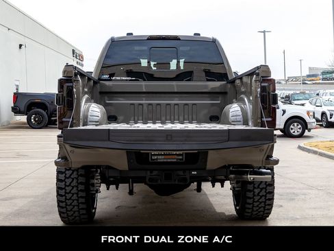 Used 2026 Ford F250 Platinum w/ Platinum Plus Package image 9