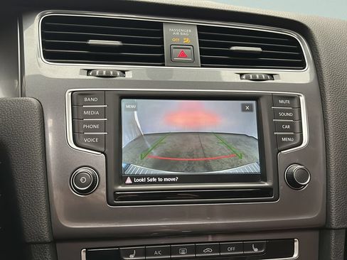 Used 2017 Volkswagen Golf Alltrack SE AWD/4WD image 27