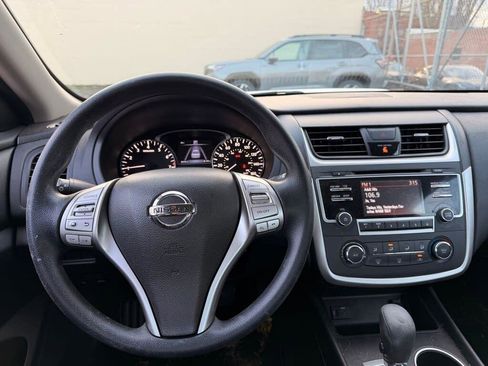 Used 2016 Nissan Altima 2.5 S w/ Power Driver Seat Package image 13
