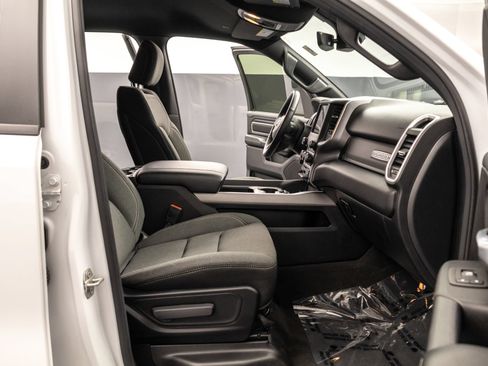 Used 2023 RAM 1500 Big Horn AWD/4WD image 41