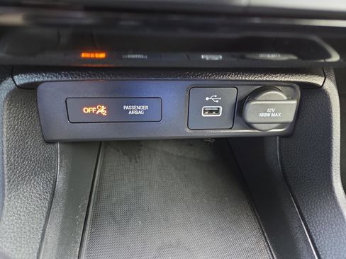 Used 2022 Honda Civic LX image 19