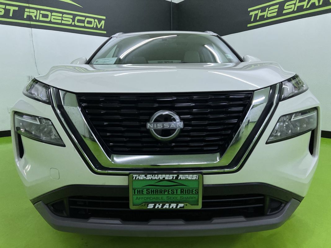 Used 2023 Nissan Rogue SV w/ SV Premium B Package AWD/4WD image 3