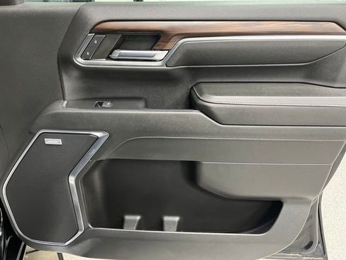 Used 2024 GMC Sierra 3500 SLT w/ SLT Convenience Package image 54