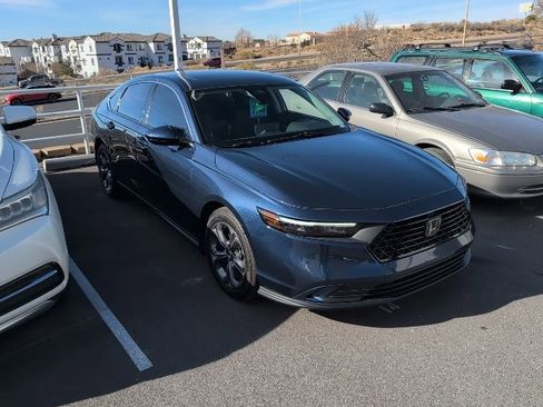 Used 2024 Honda Accord EX image 2
