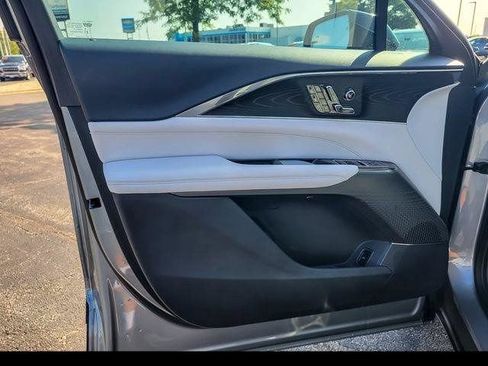 Certified 2024 Cadillac Lyriq Luxury RWD image 27