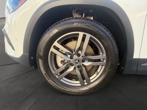 Used 2025 Mercedes-Benz GLA 250 4MATIC image 9