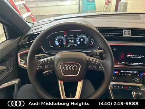 New 2025 Audi Q3 2.0T Premium image 14