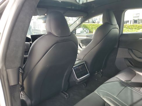 Used 2021 Tesla Model S Long Range image 16