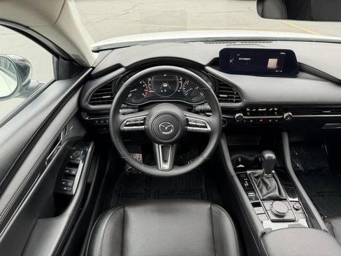 Used 2023 MAZDA MAZDA3 Premium Plus AWD TURBO image 4