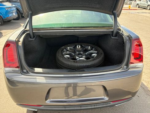 Used 2018 Chrysler 300 Touring w/ Sport Appearance Package image 24