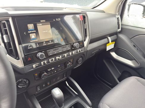 New 2026 Nissan Frontier SV image 21