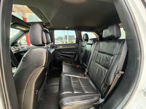 Used 2014 Jeep Grand Cherokee Limited w/ Trailer Tow Group IV AWD/4WD image 27