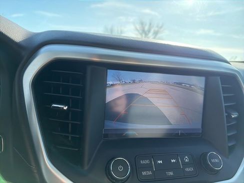 Used 2017 GMC Acadia SLT image 10