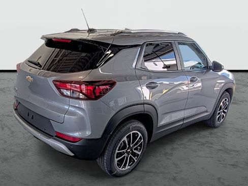 New 2026 Chevrolet TrailBlazer LT w/ Convenience Package FWD image 4