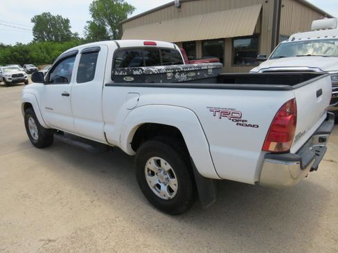 Used 2008 Toyota Tacoma PreRunner RWD image 6