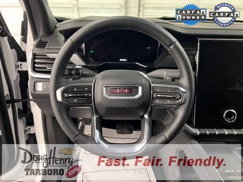 Used 2025 GMC Acadia Elevation image 45