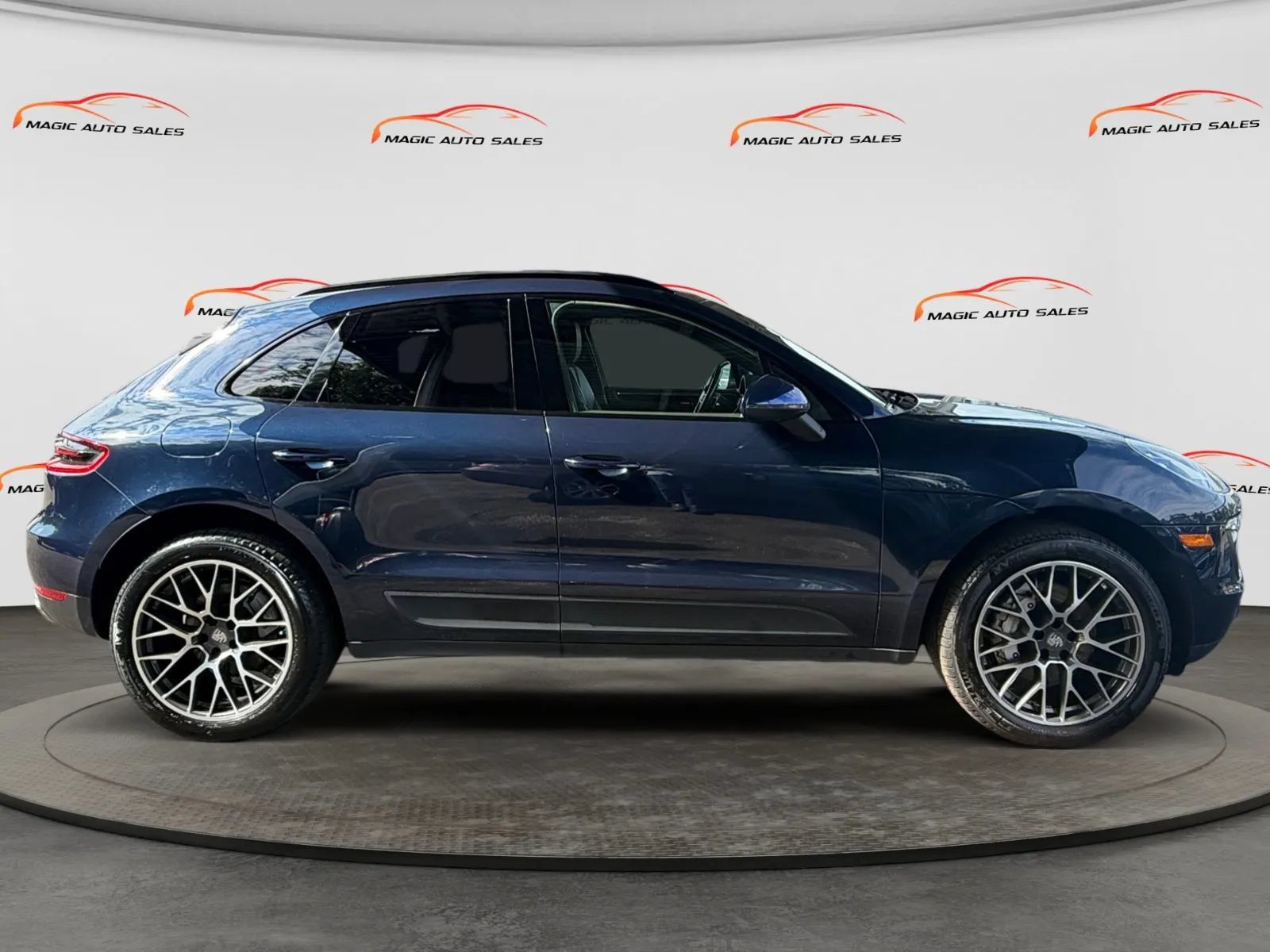 Used 2017 Porsche Macan S AWD/4WD image 6