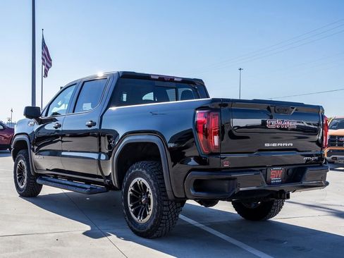 New 2025 GMC Sierra 1500 AT4X image 10