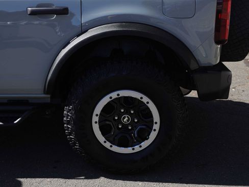 Used 2023 Ford Bronco Big Bend w/ Sasquatch Package image 11