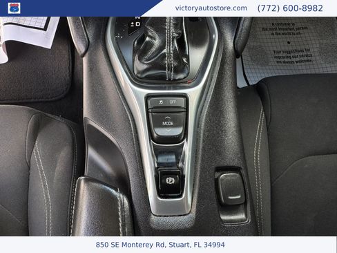 Used 2018 Chevrolet Camaro LT RWD image 25