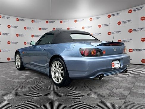 Used 2004 Honda S2000 image 3