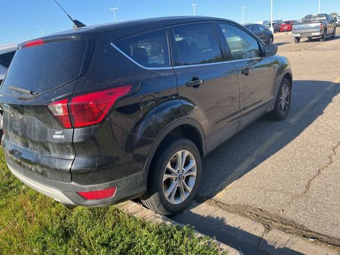 Used 2019 Ford Escape SE AWD/4WD image 12