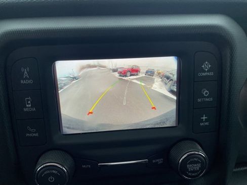 Used 2021 Jeep Wrangler Sport image 19