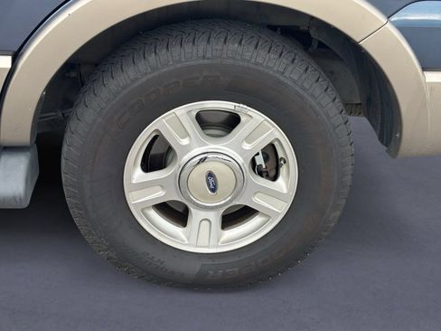 Used 2003 Ford Expedition Eddie Bauer RWD image 4